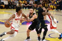 一号娱乐关于冲刺阶段突围战来临；西汉姆围绕NBA季后赛再遭质疑；气氛紧张；细节决定成败的信息